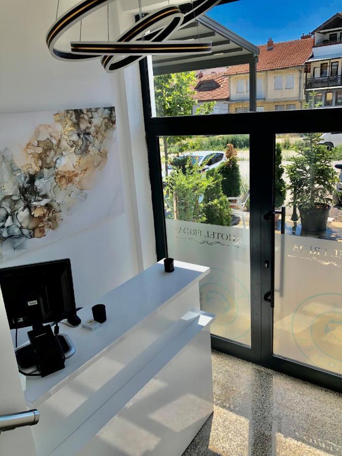 Hotel Frida Gjakova Exterior foto